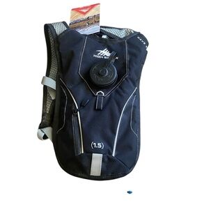 High Sierra 1.5L Hydration Pack Wave 50 Black-New-Backpack NIB Hiking Outdoor